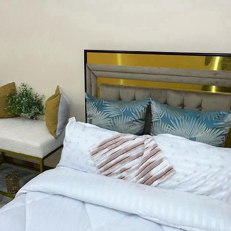 R&K Two Bedroom Apartment Dar-es-Salaam Eksteriør bilde